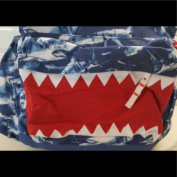 GAP Kids Boys Docksider Blue Shark Backpack NWT - Picture 6 of 8